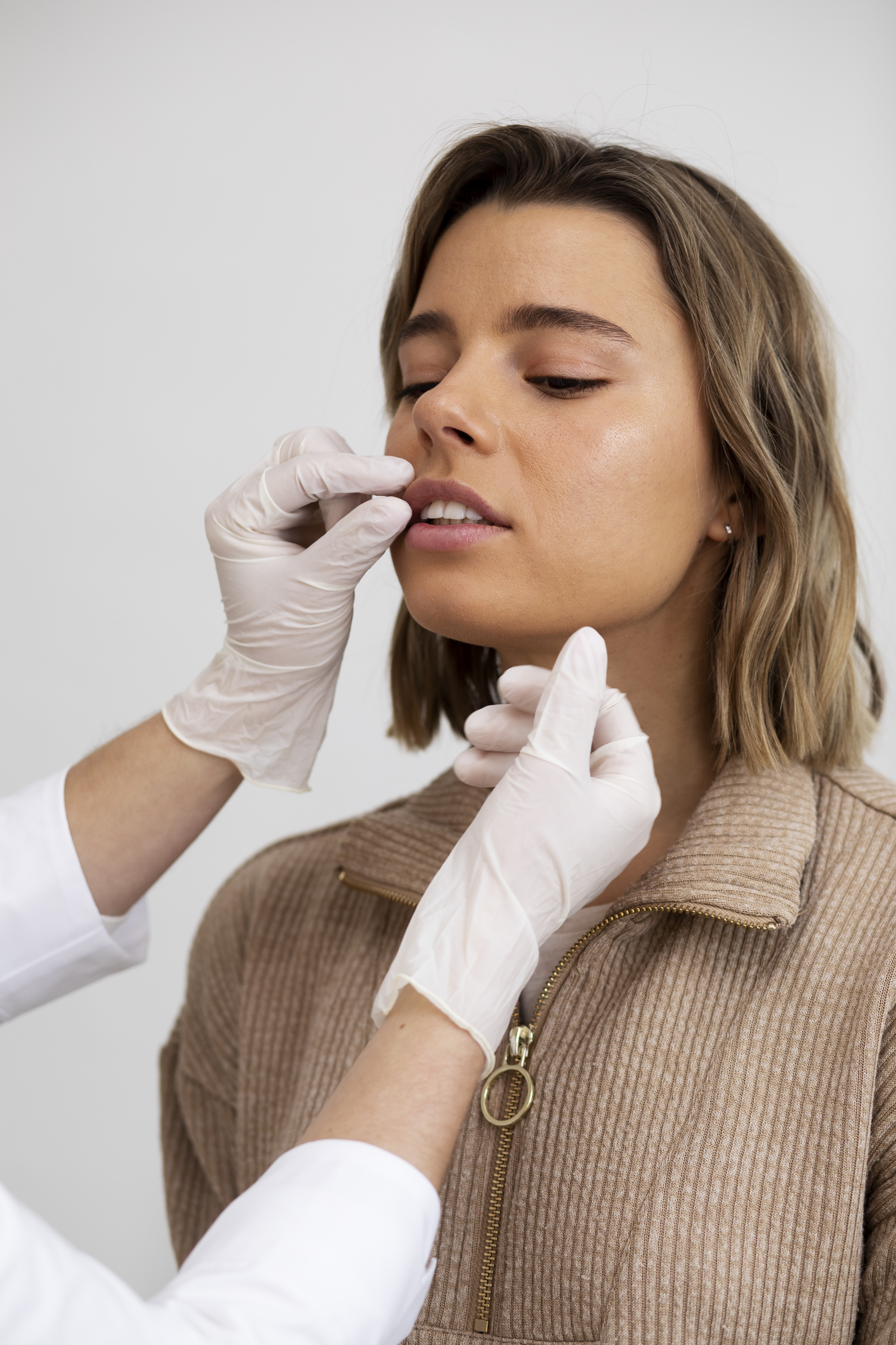 Lip Lift Background